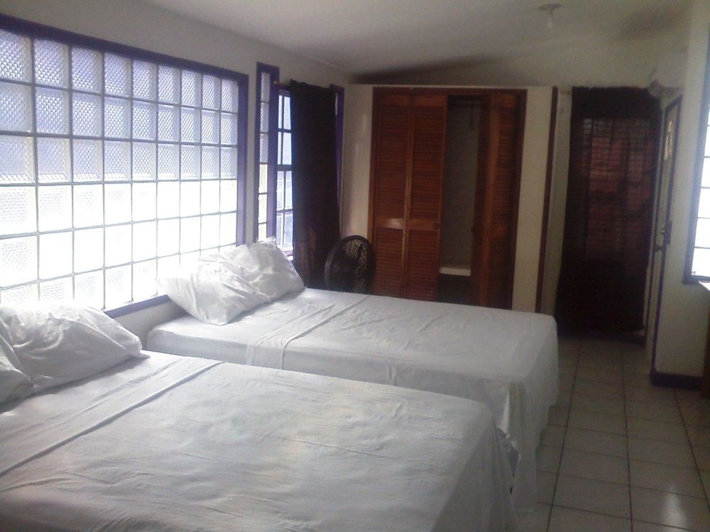Amelia Guest House San Pedro  Exterior foto